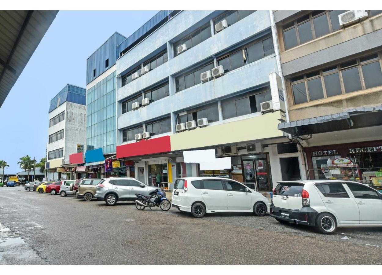 Oyo 90544 M&H Hotel Pengerang Luaran gambar